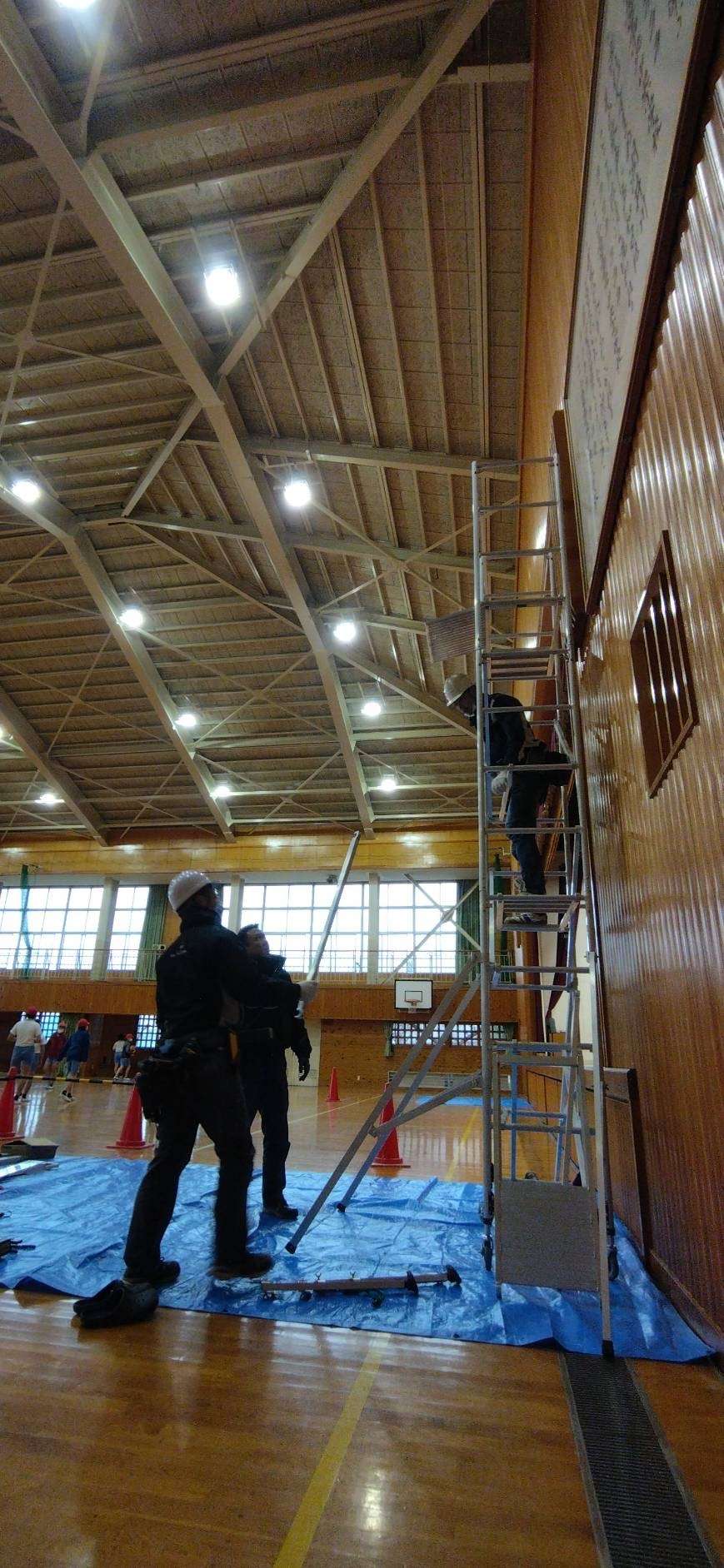 小学校体育館の音響設備更新工事　ハッスルタワー