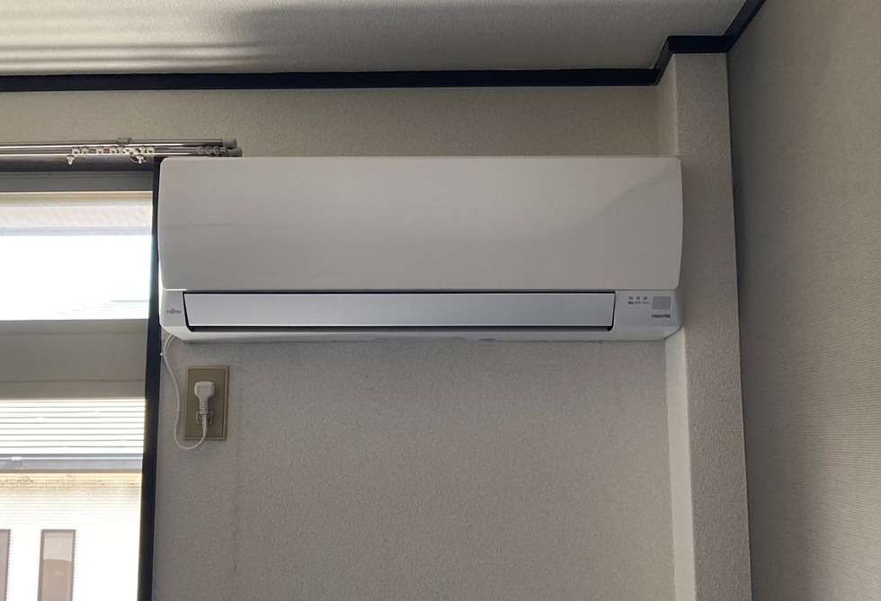 富士市アパート　エアコン交換